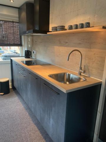 Het Atelier, Sfeervolle B&B Compleet Appartement In Hartje Staphorst Екстериор снимка