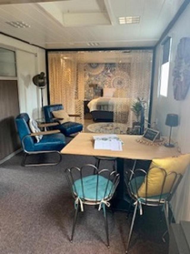 Het Atelier, Sfeervolle B&B Compleet Appartement In Hartje Staphorst Екстериор снимка