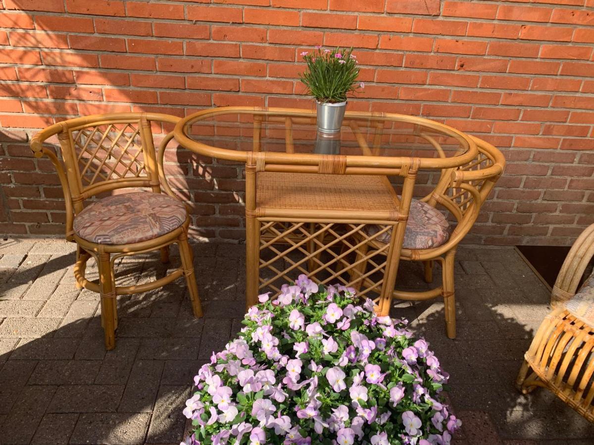 Het Atelier, Sfeervolle B&B Compleet Appartement In Hartje Staphorst Екстериор снимка